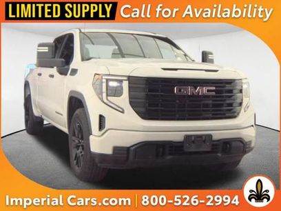 Used 2024 GMC Sierra 1500 Pro w/ Graphite Edition