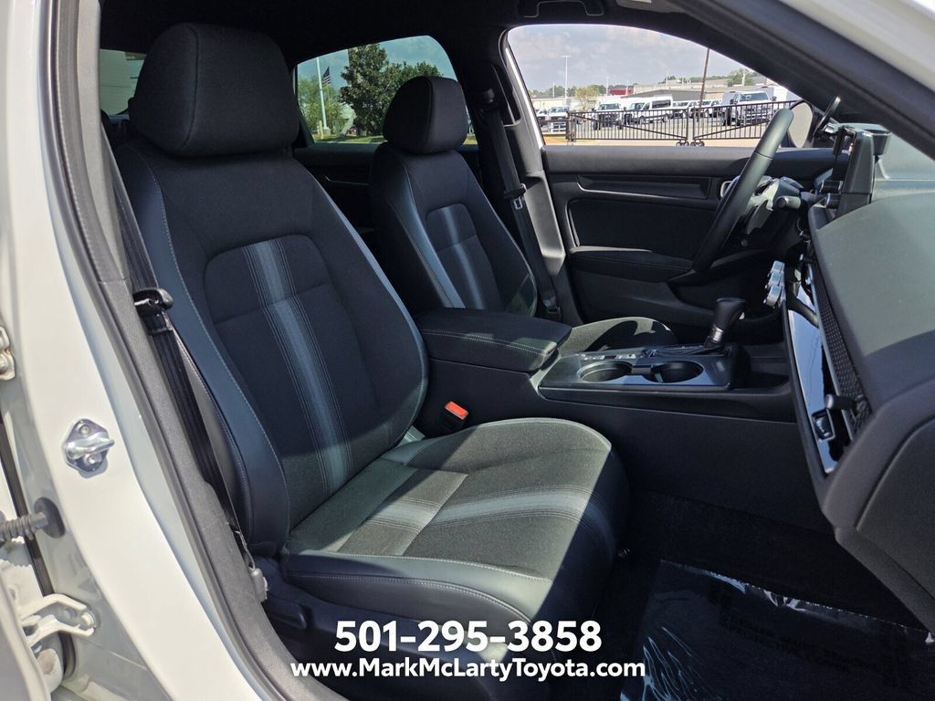 Used 2023 Honda Civic Sport image 15