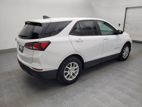 Used 2023 Chevrolet Equinox LS w/ LS Convenience Package FWD image 10