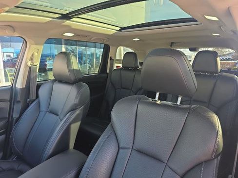 Used 2024 Subaru Ascent Touring image 22