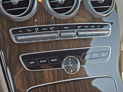 Used 2019 Mercedes-Benz C 300 Cabriolet image 15