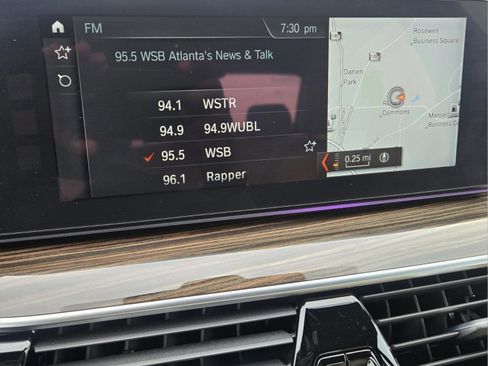 Used 2018 BMW 530i RWD image 18
