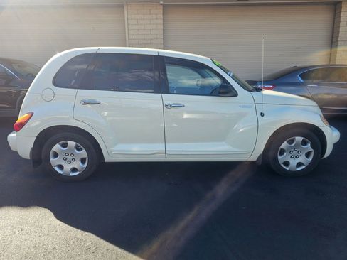 Used 2004 Chrysler PT Cruiser w/ PWR Convenience Group FWD image 6