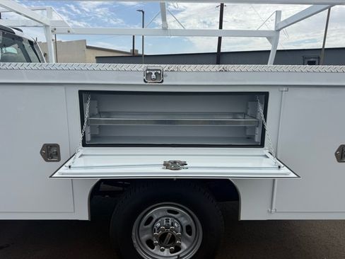 New 2026 Ford F350 XL w/ XL Chrome Package RWD image 12
