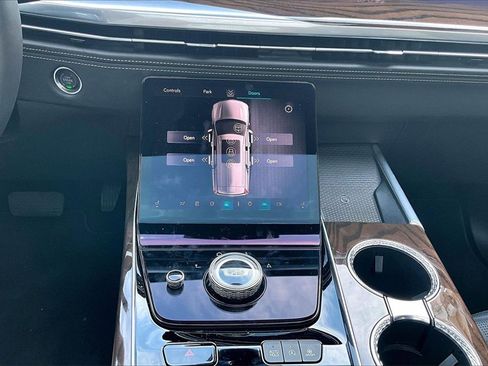 Used 2025 Cadillac Escalade ESV Sport Platinum w/ LPO, Floor Liner Package image 15