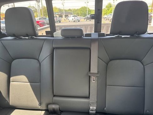 New 2026 GMC Canyon Elevation image 13