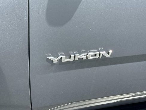 Used 2020 GMC Yukon SLE w/ SLE Value Package AWD/4WD image 29