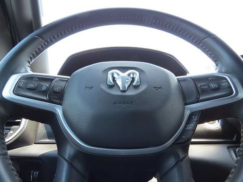 Used 2021 RAM 1500 Big Horn RWD image 15