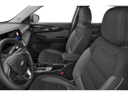 Used 2025 Chevrolet TrailBlazer LT AWD/4WD image 11