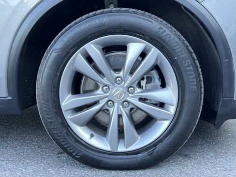 Used 2023 Acura MDX SH-AWD image 17