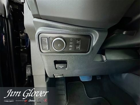 Used 2025 Ford Bronco Outer Banks image 26