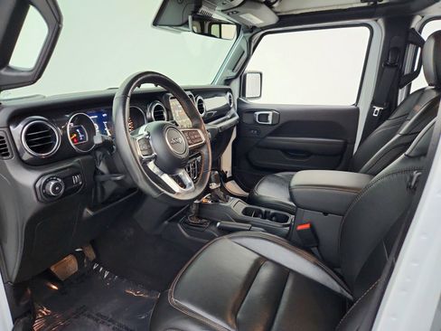 Used 2023 Jeep Wrangler Unlimited Rubicon 392 AWD/4WD image 16