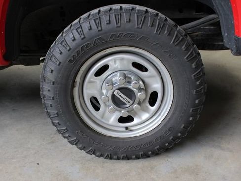 Used 2023 Ford F250 XL w/ Snow Plow Prep Package AWD/4WD image 39
