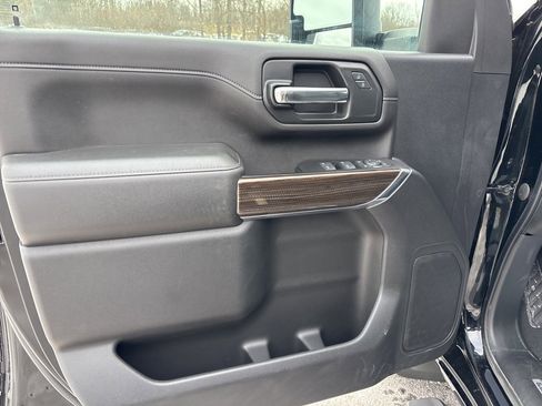 Used 2022 Chevrolet Silverado 2500 LT w/ All Star Edition image 12