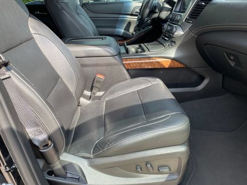 Used 2019 Chevrolet Tahoe Premier RWD image 31