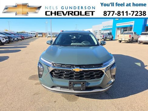 New 2026 Chevrolet Trax LT image 2