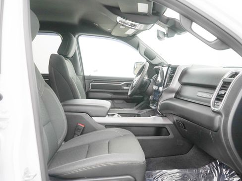 Used 2026 RAM 1500 Big Horn AWD/4WD image 13