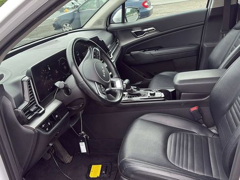 Used 2023 Kia Sportage SX AWD/4WD image 4