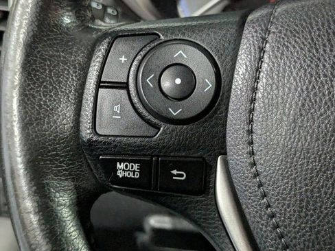 Used 2015 Toyota Corolla S image 31