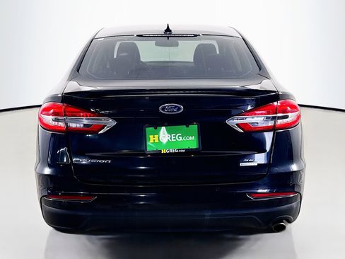 Used 2019 Ford Fusion SE w/ Equipment Group 151A image 8