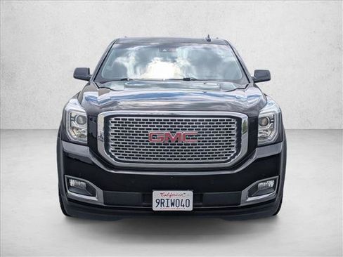Used 2017 GMC Yukon XL Denali w/ Open Road Package AWD/4WD image 2