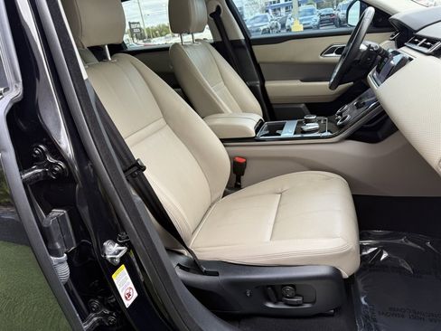 Used 2020 Land Rover Range Rover Velar S image 17