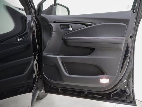 New 2026 Honda Ridgeline Black Edition image 38