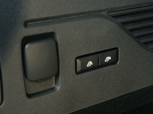 New 2026 Lincoln Nautilus Reserve w/ Jet Appearance Package image 6