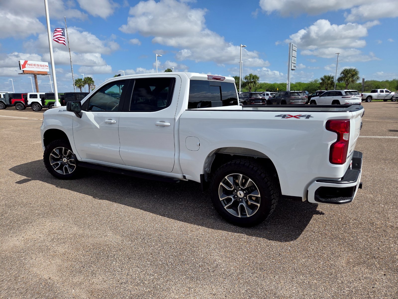 Used 2023 Chevrolet Silverado 1500 RST w/ All Star Edition Plus AWD/4WD image 5