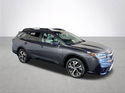 Used 2020 Subaru Outback Limited w/ Popular Package #2 AWD/4WD image 4