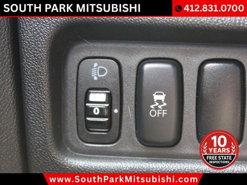 Used 2014 Mitsubishi Outlander Sport SE AWD/4WD image 31