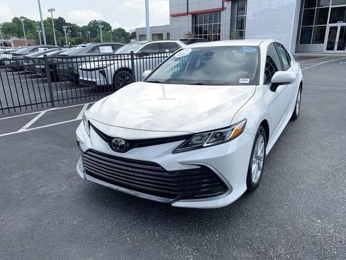 Used 2024 Toyota Camry LE w/ Convenience Package FWD image 4