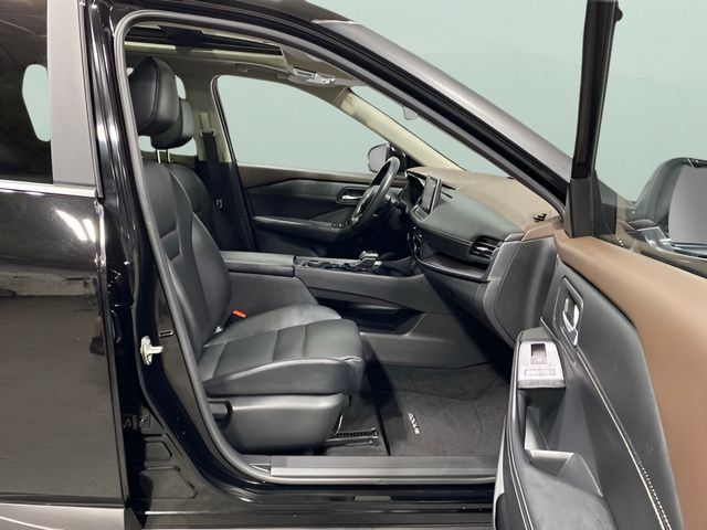 Certified 2023 Nissan Rogue SV w/ SV Premium B Package AWD/4WD image 30