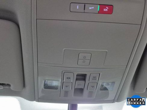 Used 2022 Volkswagen Atlas SE image 31