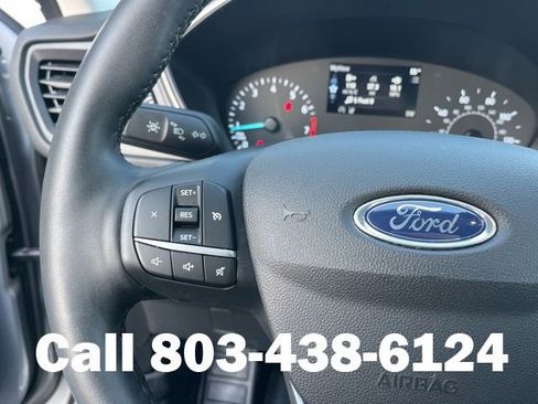 Used 2022 Ford Escape SE w/ SE Sport Appearance Package FWD image 20