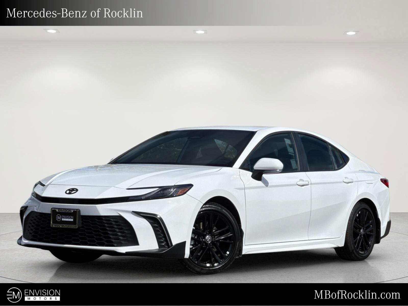 Used 2026 Toyota Camry SE w/ Multimedia Upgrade Package FWD image 1