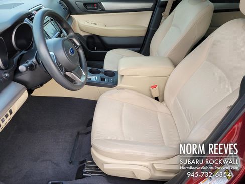 Used 2019 Subaru Outback 2.5i image 3