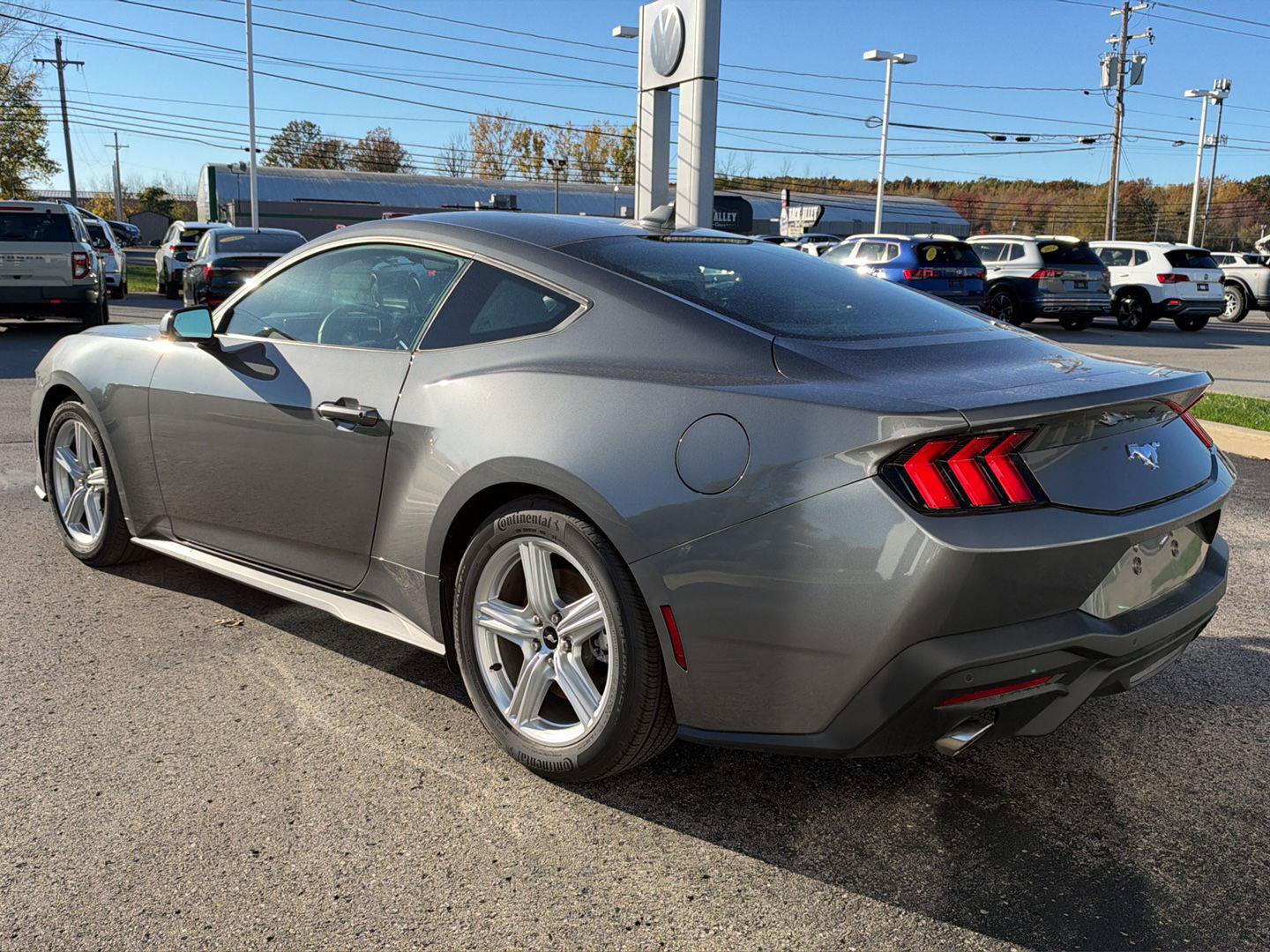 Used 2026 Ford Mustang Coupe RWD image 4
