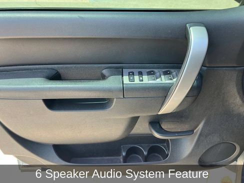 Used 2011 Chevrolet Silverado 1500 LT w/ Texas Edition RWD image 10