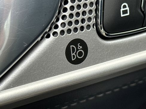 Used 2020 Ford Explorer Limited w/ Class III Trailer Tow Package image 18