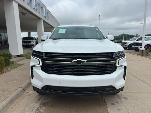Used 2021 Chevrolet Tahoe RST w/ Luxury Package AWD/4WD image 12