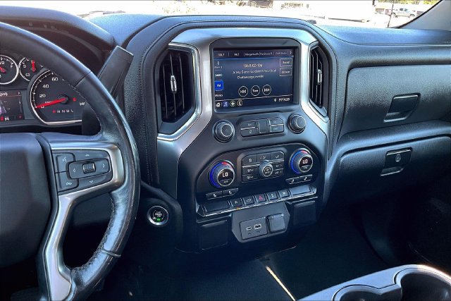 Used 2022 Chevrolet Silverado 1500 LT AWD/4WD image 6