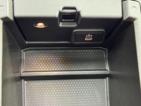 Used 2023 BMW i4 eDrive40 w/ Premium Package image 35