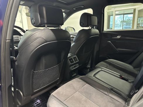 Used 2018 Audi SQ5 Premium Plus w/ Navigation Package image 20