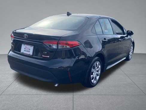 Used 2025 Toyota Corolla LE image 16