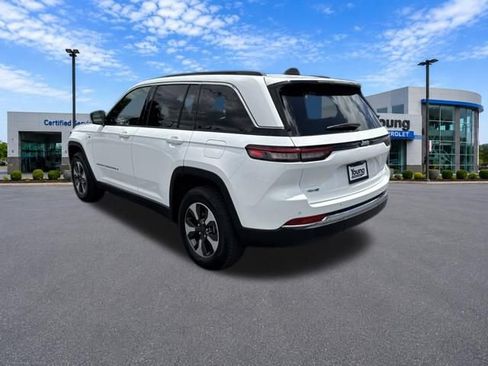Used 2024 Jeep Grand Cherokee Limited 4xe AWD/4WD image 5