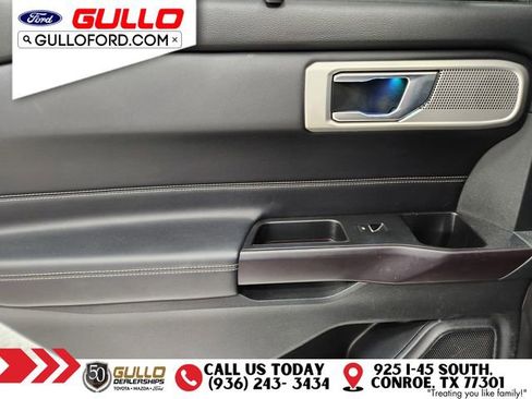 Used 2020 Ford Explorer Limited image 16