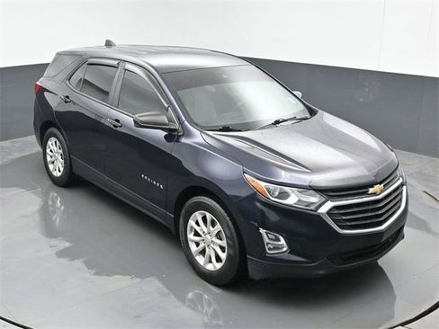 Used 2020 Chevrolet Equinox LS image 32