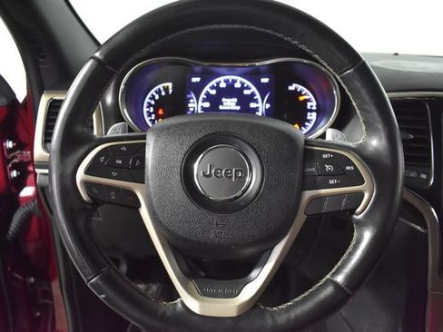 Used 2017 Jeep Grand Cherokee Limited RWD image 14