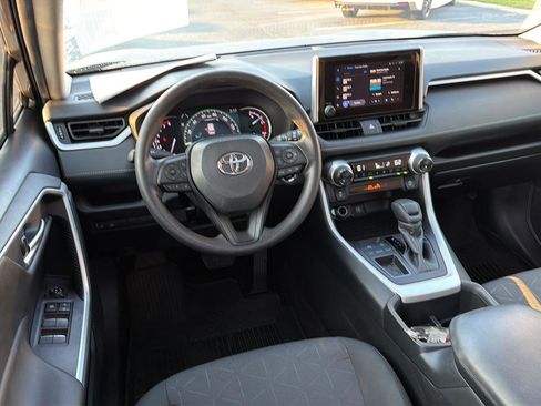 Certified 2023 Toyota RAV4 XLE w/ Convenience Package FWD image 18